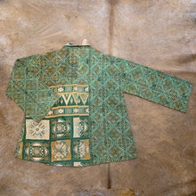 Load image into Gallery viewer, Fully Reversible Green Kantha Jacket With Floral Geo Patterns
